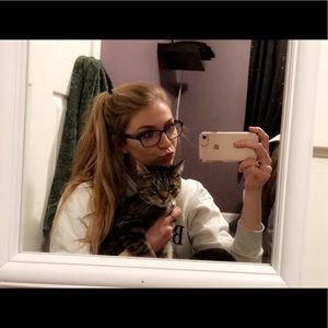 Meet your Posher, Sydney